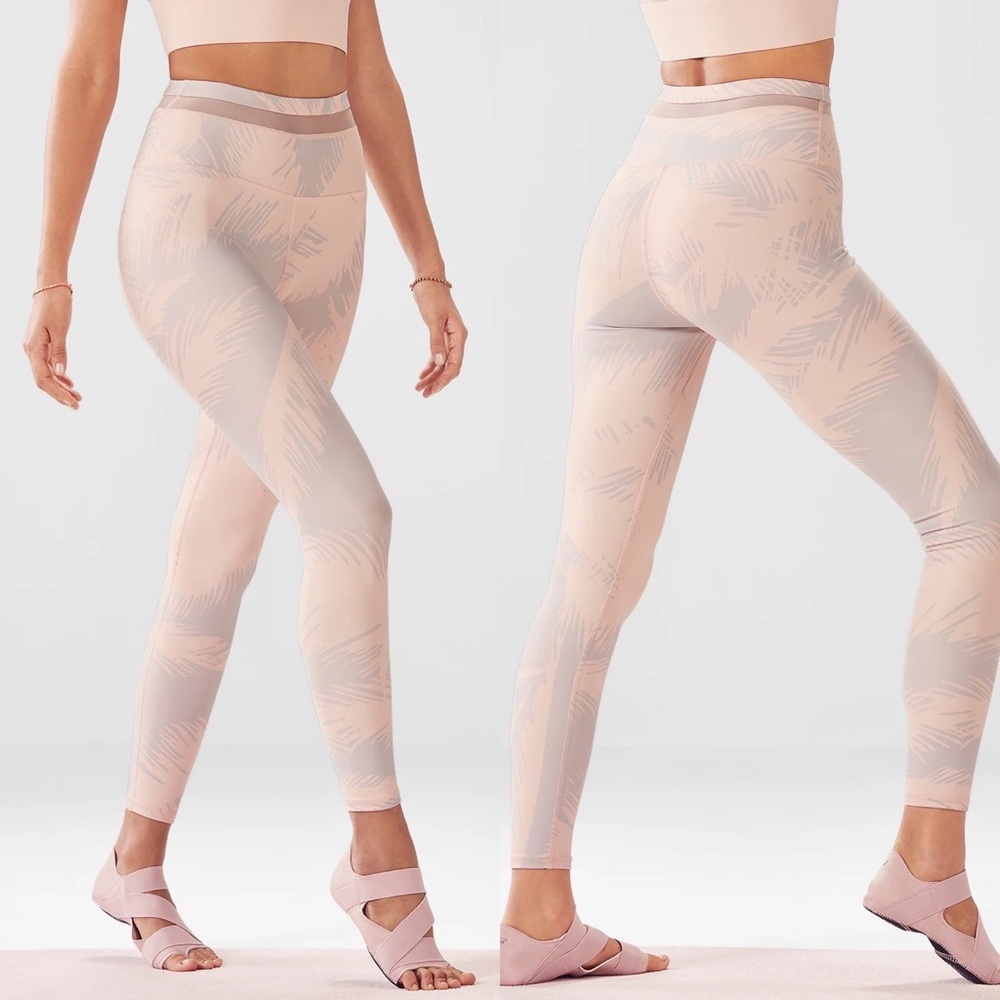 Fabletics Define Hi-Rise 7/8 Leggings Calypso Print Size Small